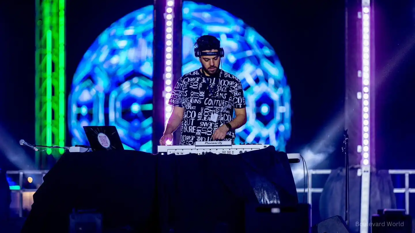 A sold Out Eid Nights at Boulevard World 6 Boulevard General Stage Riyadh